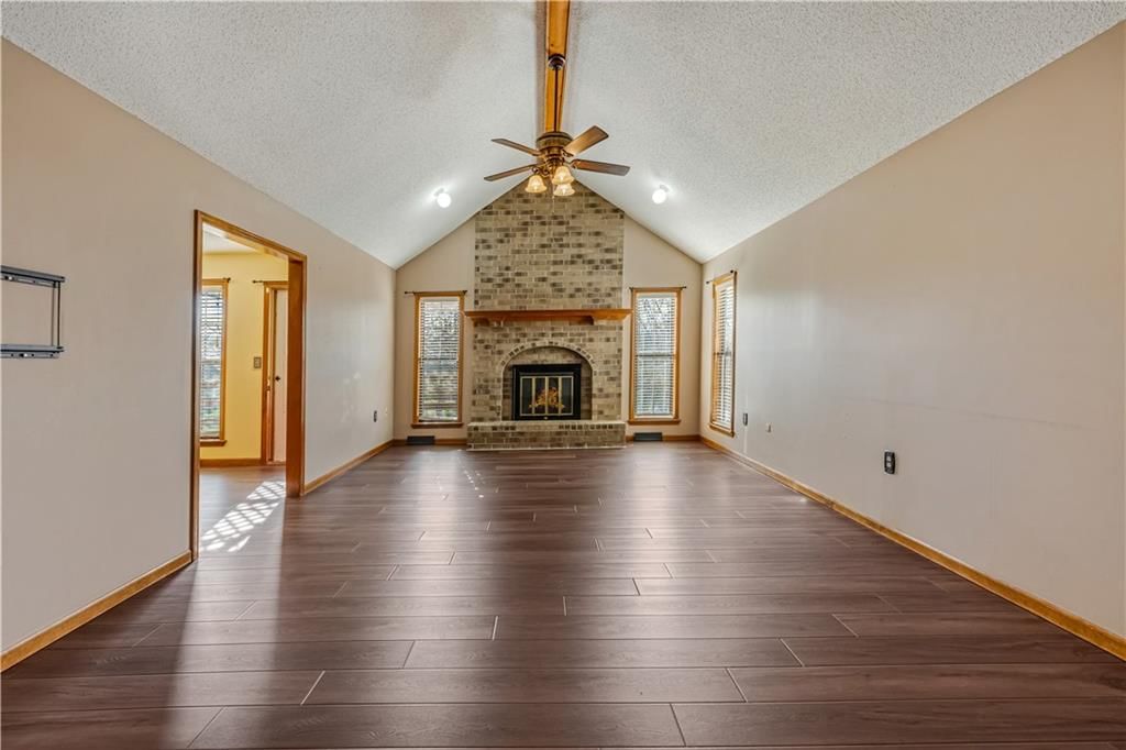 1208 Jennies Drive — photo 25