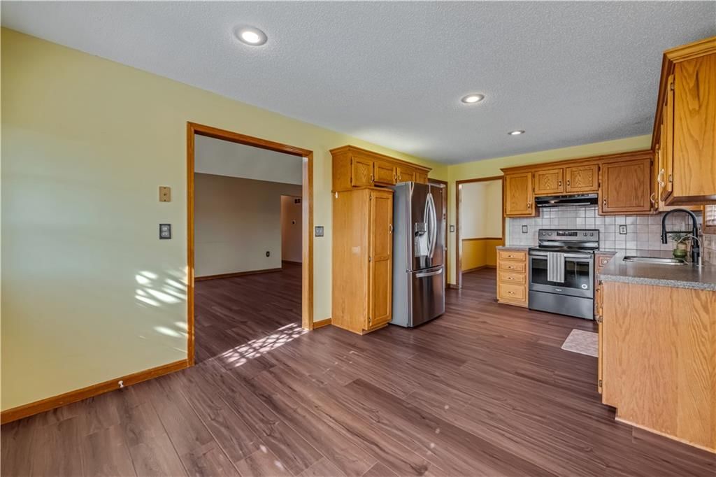 1208 Jennies Drive — photo 31