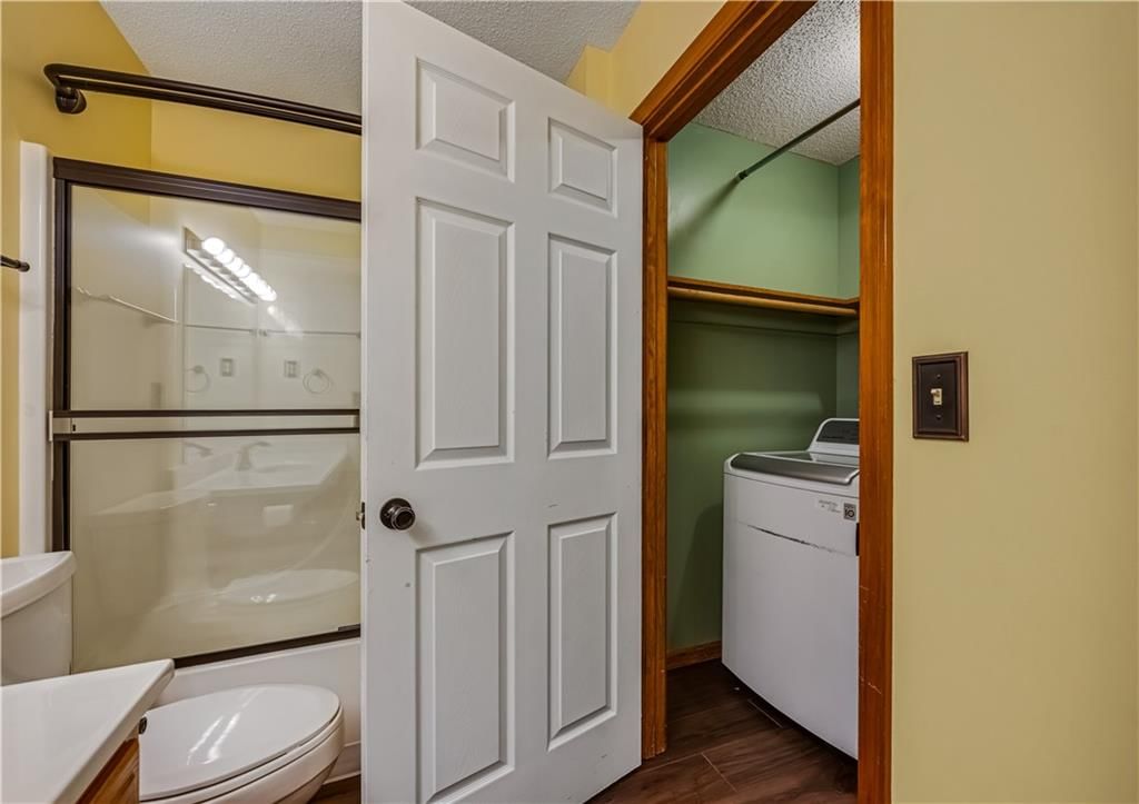 1208 Jennies Drive — photo 44