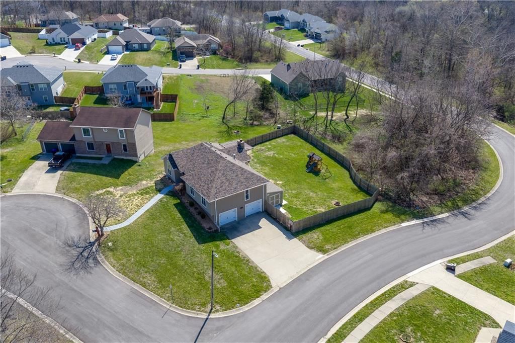 1208 Jennies Drive — photo 90