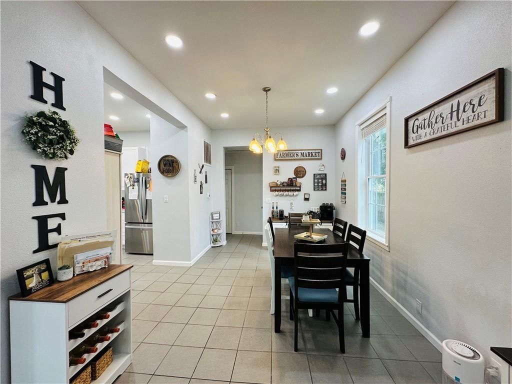 516 E 5th Street — photo 15