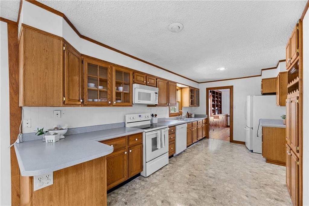7436 Harrison Street — photo 8
