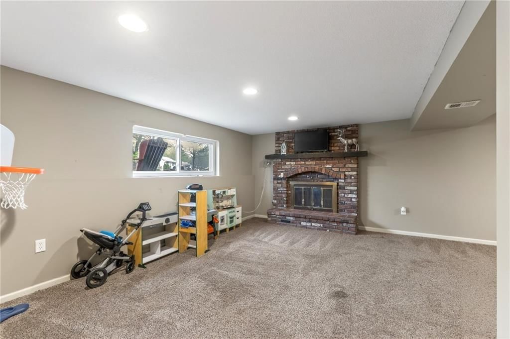 1812 SE 2nd Street — photo 19