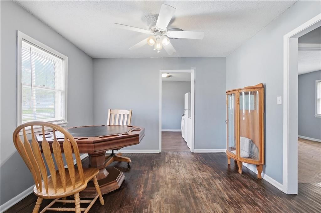 933 N Cedar Street — photo 14