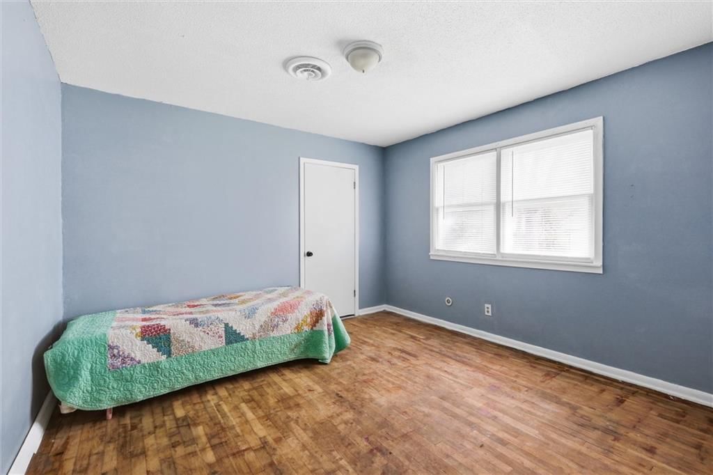 933 N Cedar Street — photo 19