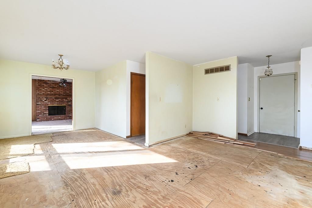 1021 Kouns Lane — photo 4