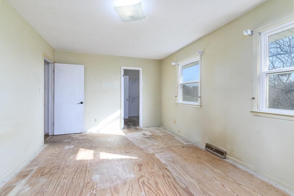 1021 Kouns Lane — photo 10