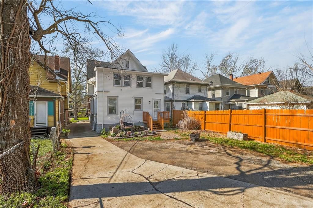 3232 E 28th Street — photo 34