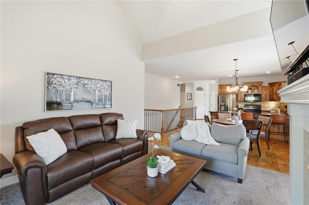 14801 Meadow Lane — photo 8