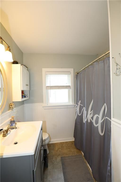 402 S DOYLE Street — photo 7