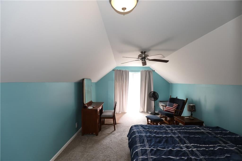 402 S DOYLE Street — photo 12