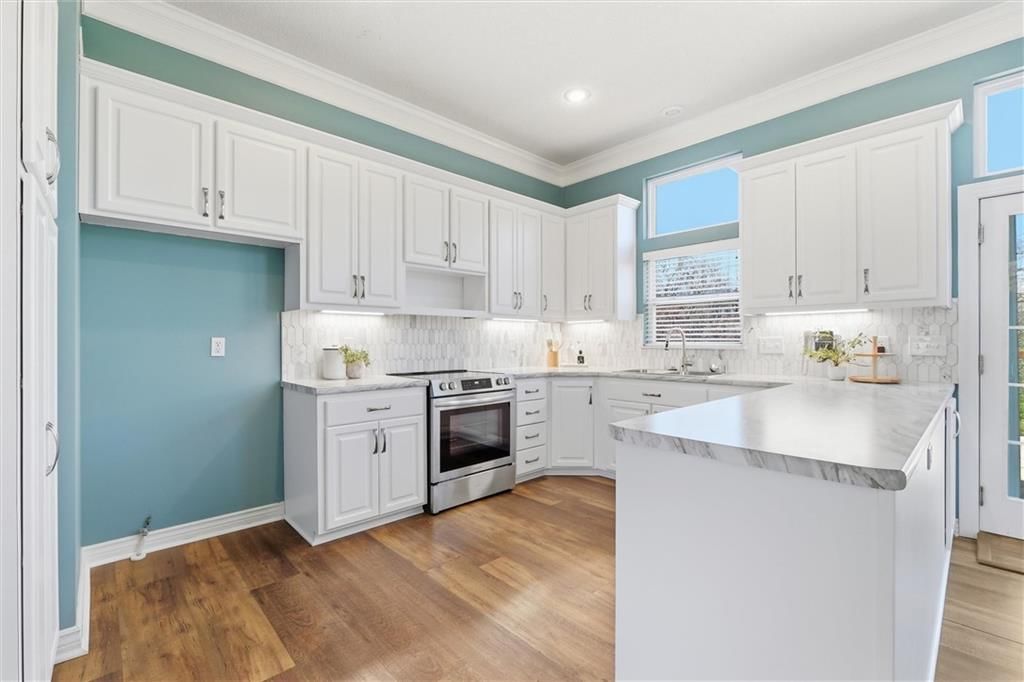 21619 W 62nd Street — photo 10
