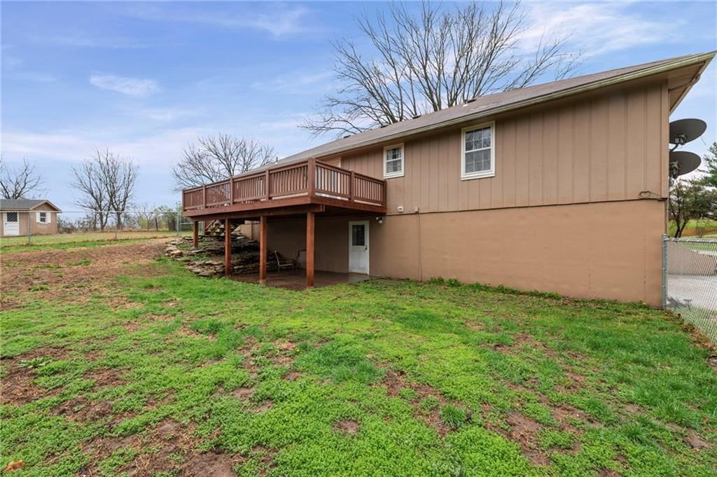 17139 SE State Route Y Highway — photo 42