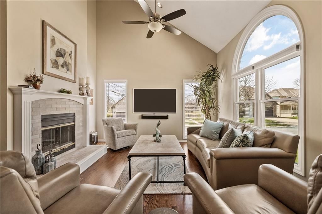 3925 SW Windsong Drive SW — photo 5