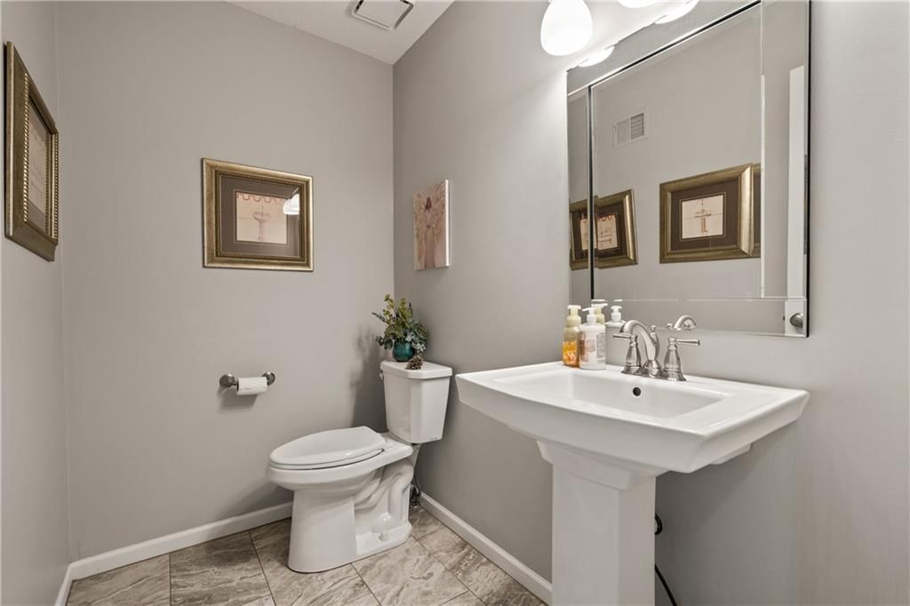 3925 SW Windsong Drive SW — photo 18