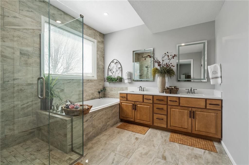3925 SW Windsong Drive SW — photo 23