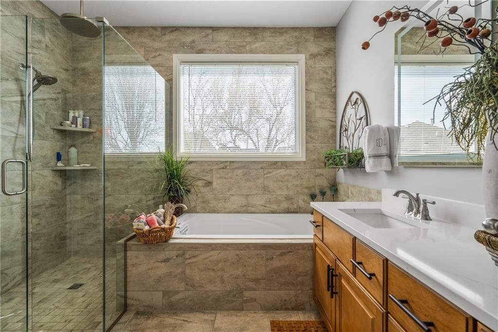 3925 SW Windsong Drive SW — photo 24