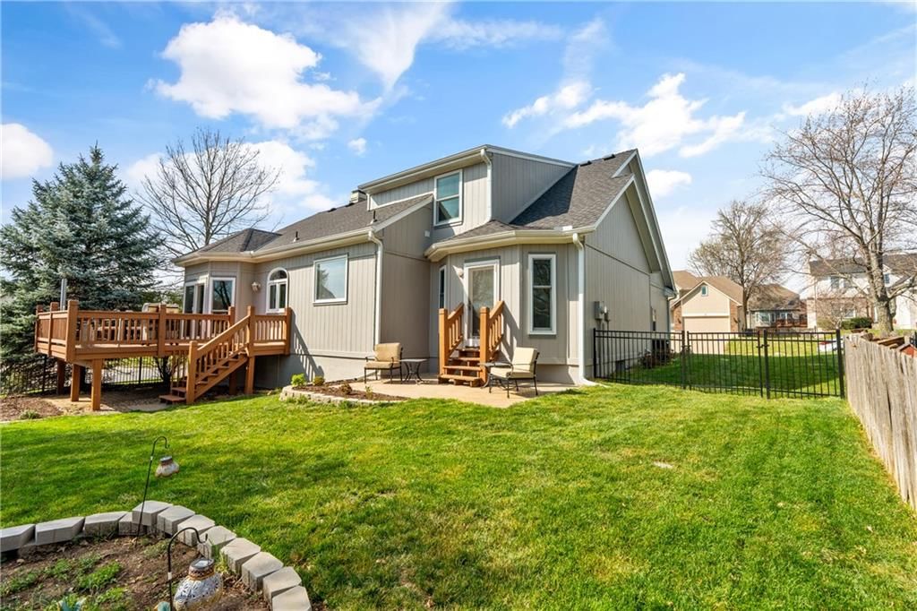 3925 SW Windsong Drive SW — photo 37