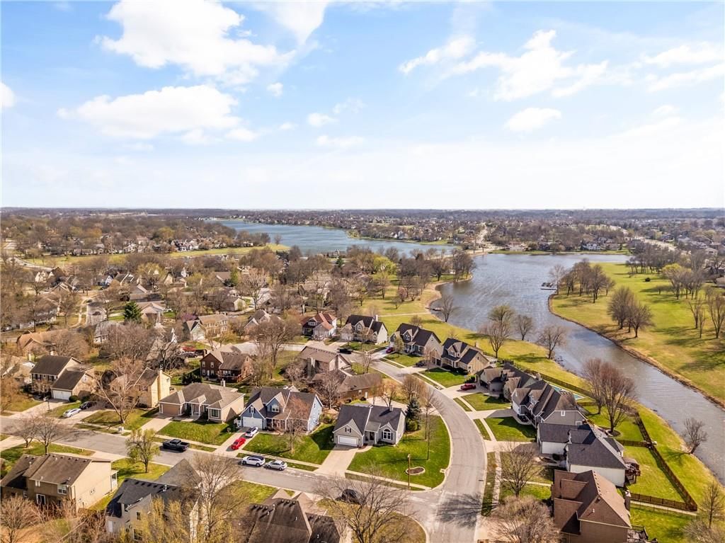3925 SW Windsong Drive SW — photo 43