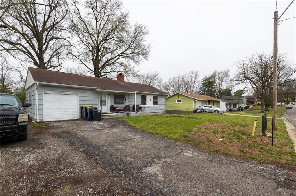 4039 Hardesty Avenue — photo 3