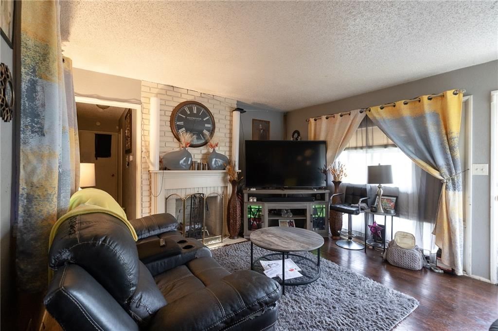 4039 Hardesty Avenue — photo 8