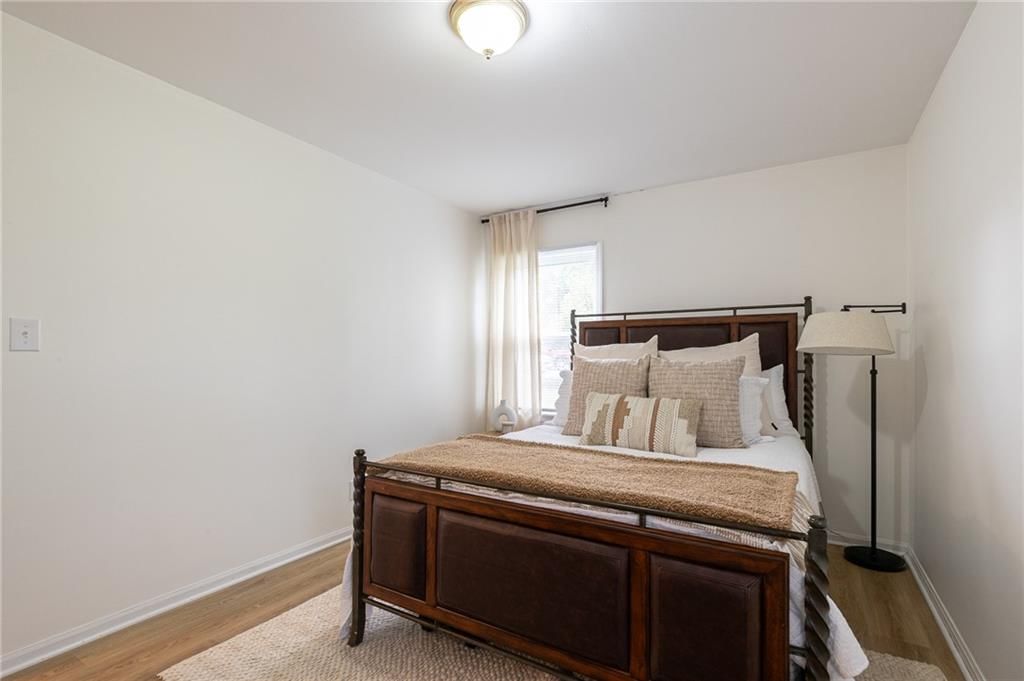 12932 Virginia Avenue — photo 27