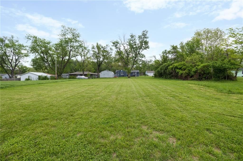12932 Virginia Avenue — photo 39