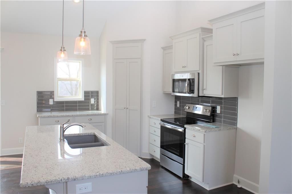 1640 Shadow Drive — photo 7