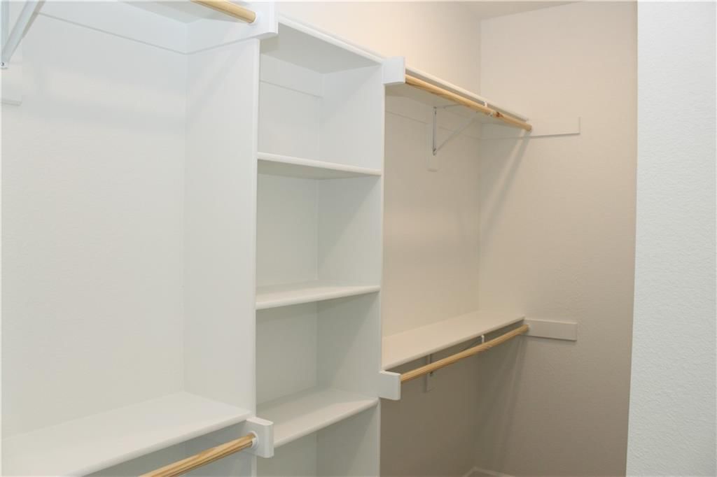 1640 Shadow Drive — photo 17