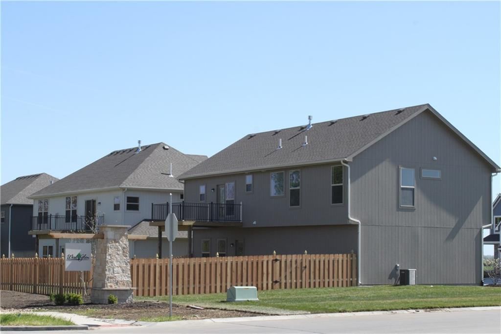 1640 Shadow Drive — photo 27