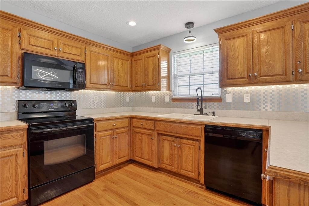 2700 SE Melissa Drive — photo 6