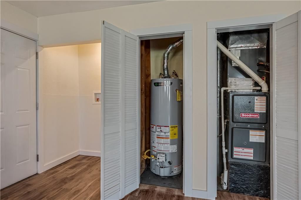 304 S Chestnut Street — photo 20