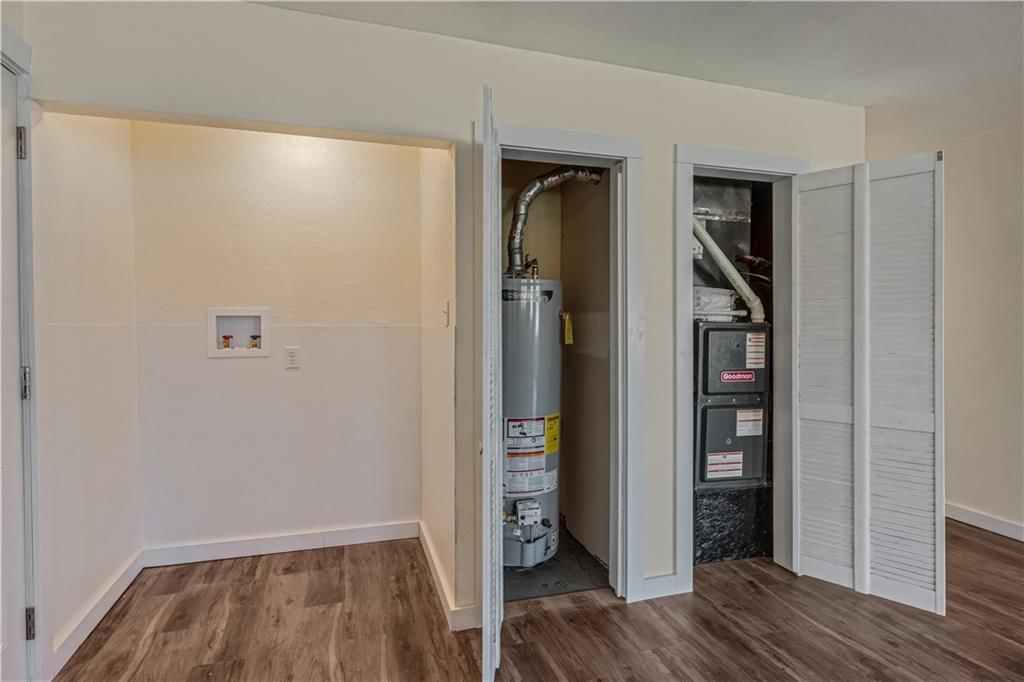 304 S Chestnut Street — photo 21