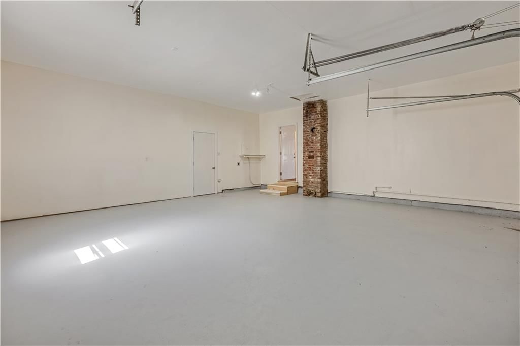 304 S Chestnut Street — photo 43