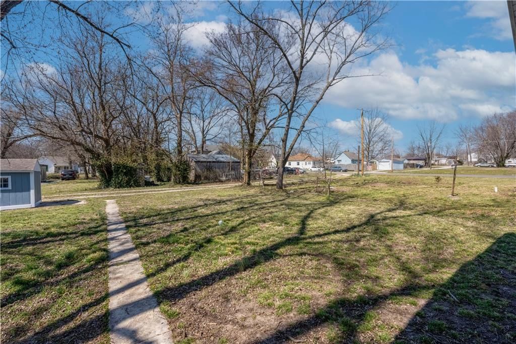 304 S Chestnut Street — photo 51