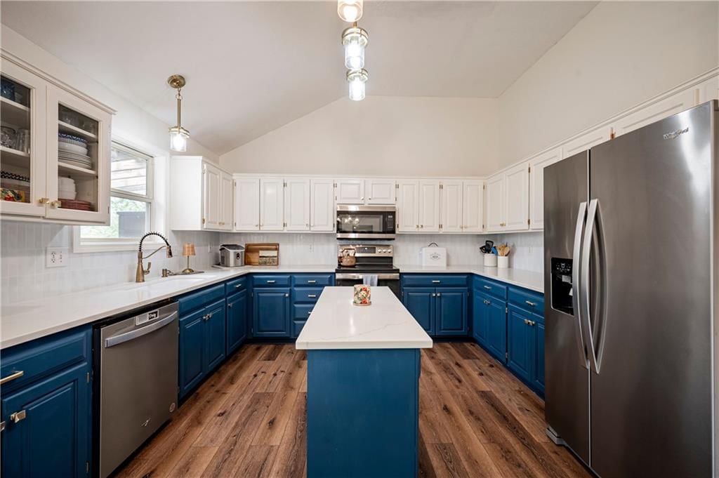 955 Stone Creek Circle — photo 9
