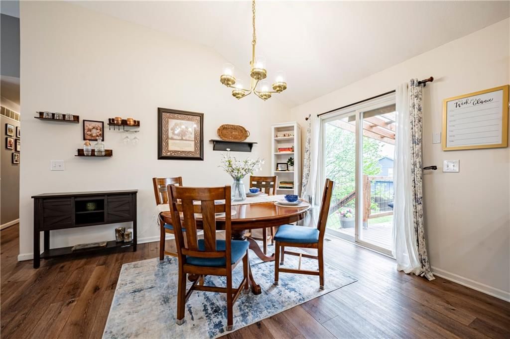 955 Stone Creek Circle — photo 12