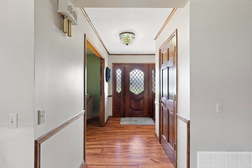 3330 Delaware Avenue — photo 3