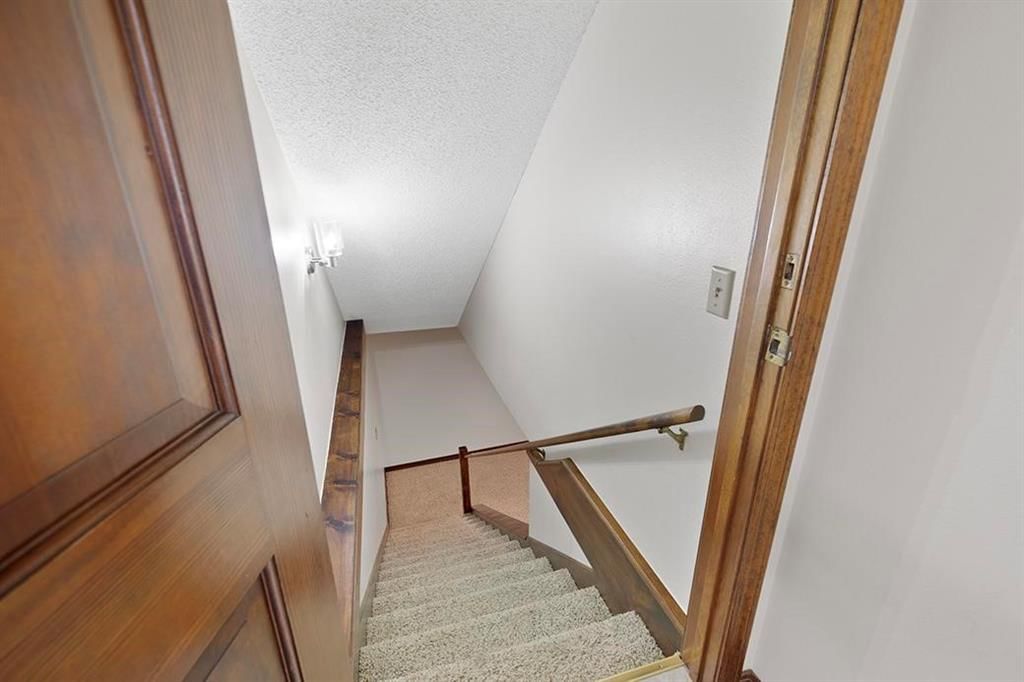 3330 Delaware Avenue — photo 29