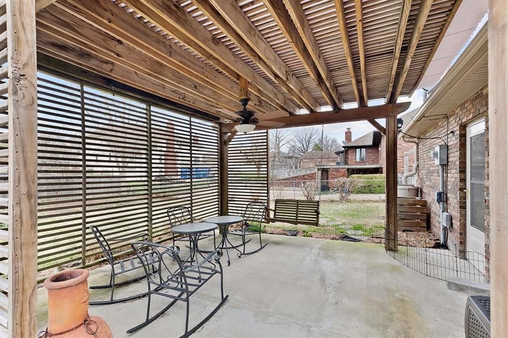 3330 Delaware Avenue — photo 42