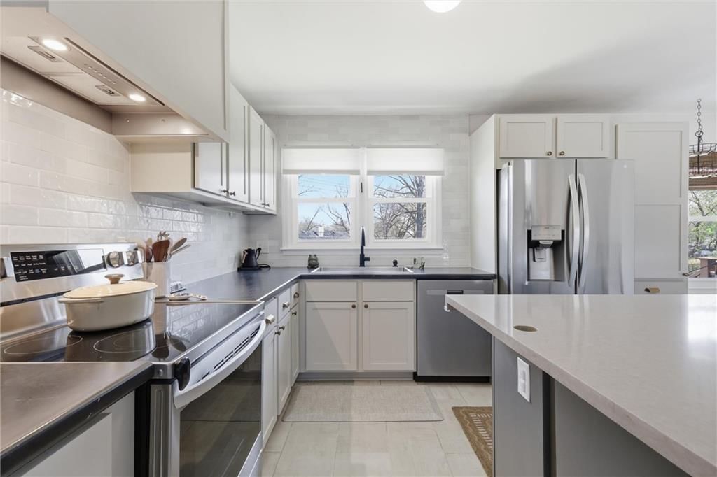 4853 NE Gladstone Avenue — photo 16