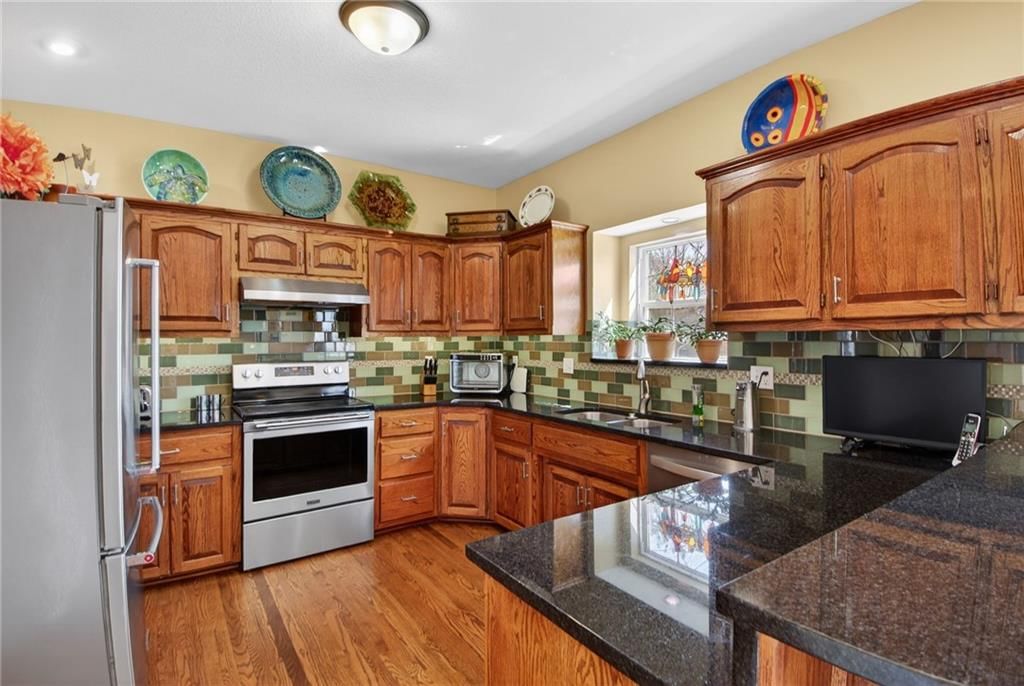 10001 NW 87th Street — photo 15