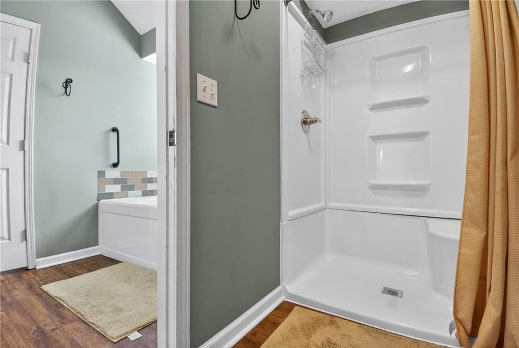 10001 NW 87th Street — photo 28