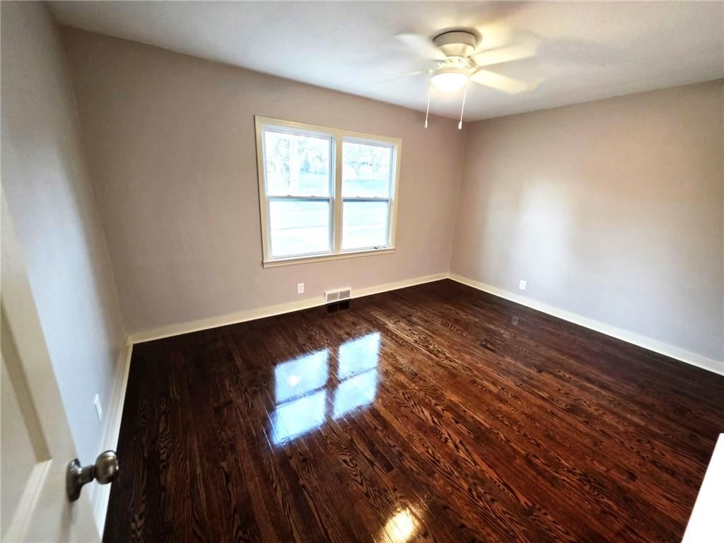 2748 Fairleigh Terrace — photo 11