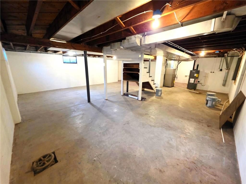 2748 Fairleigh Terrace — photo 18