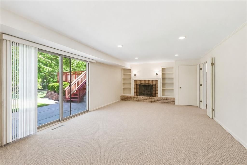 9717 Cherokee Lane — photo 37