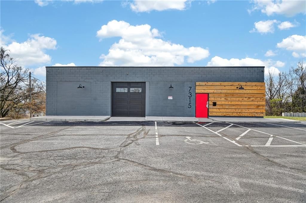 7315 Sni A Bar Road — photo 2