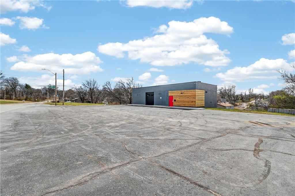 7315 Sni A Bar Road — photo 4