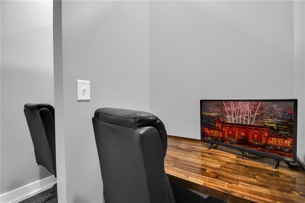 7315 Sni A Bar Road — photo 42
