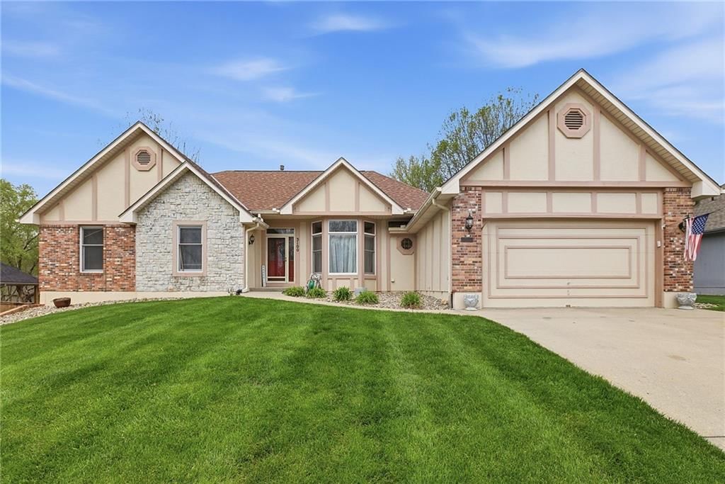 3100 NE 68 Terrace, Gladstone, MO